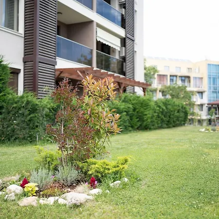Jasmine 1 Bedroom With Free Parking Апартаменти Варна